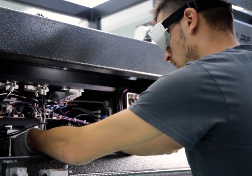 I pericoli nascosti dei laser cutter: come proteggere te stesso e i tuoi lavoratori